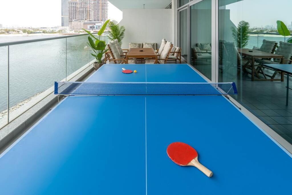 Luxury Palm With Billiard, Pingpong Table And Beach For 4 Apartamento Dubai Exterior foto